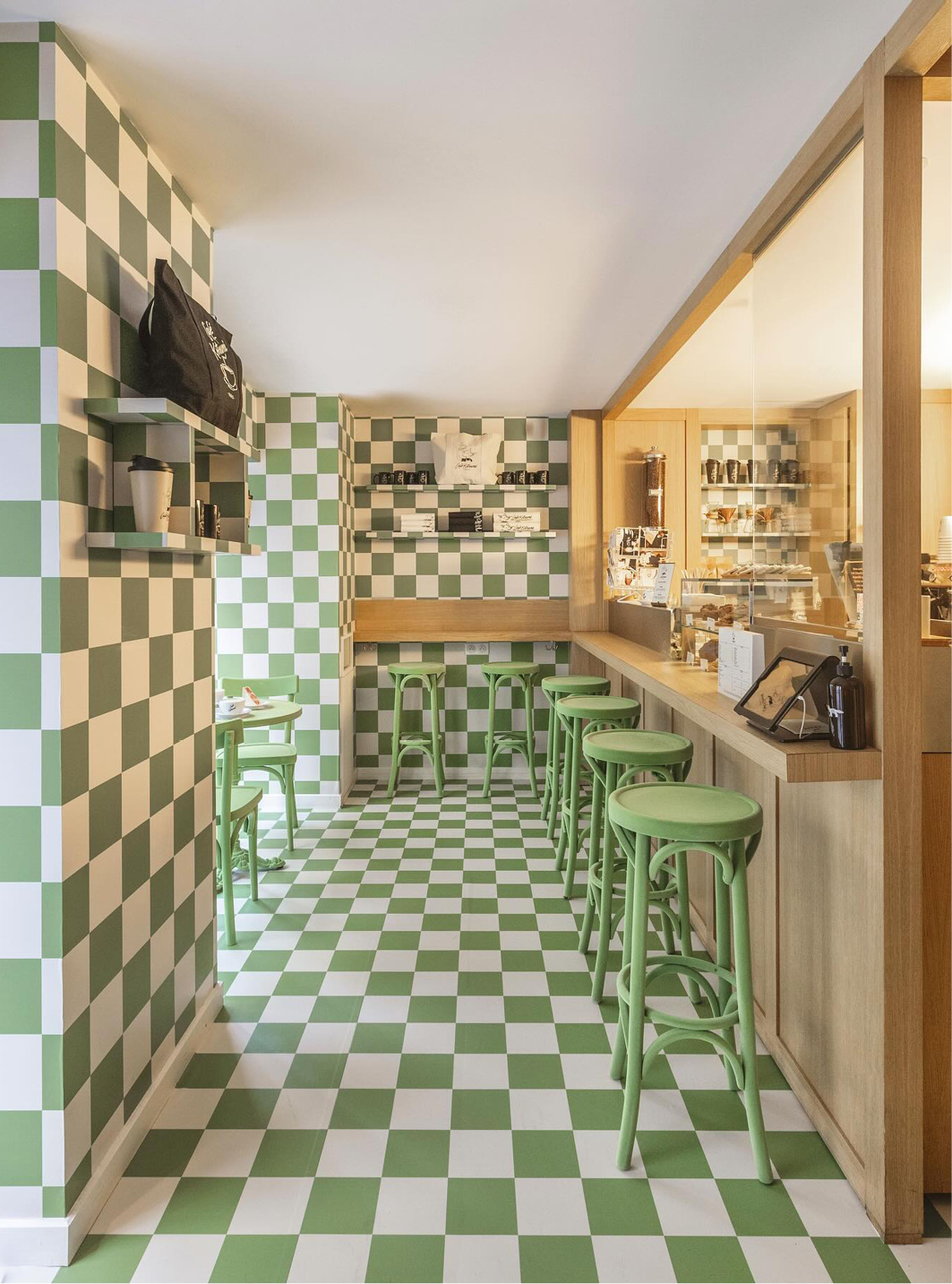 Les meilleurs cafés et coffee shops à connaître à Paris en 2024