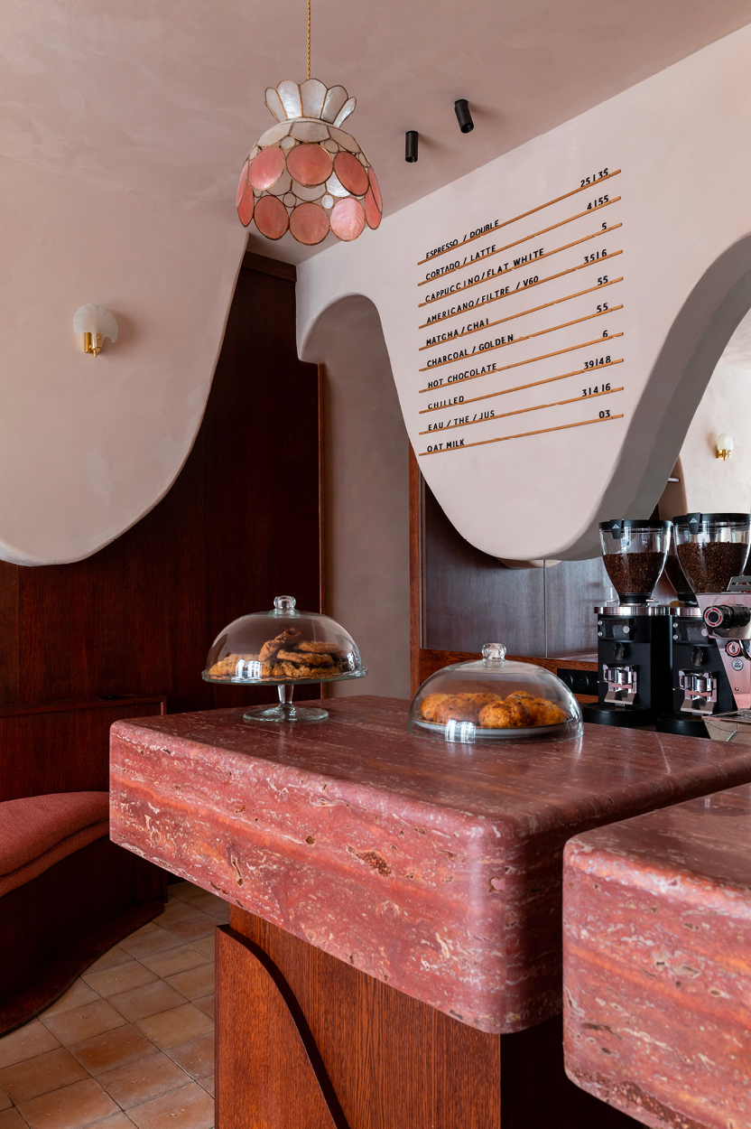 Les meilleurs cafés et coffee shops à connaître à Paris en 2024